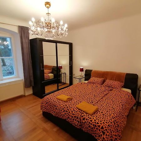 Zagreb Botanical Garden Budget Apartment מראה חיצוני תמונה