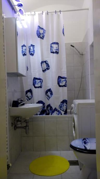 Zagreb Botanical Garden Budget Apartment מראה חיצוני תמונה