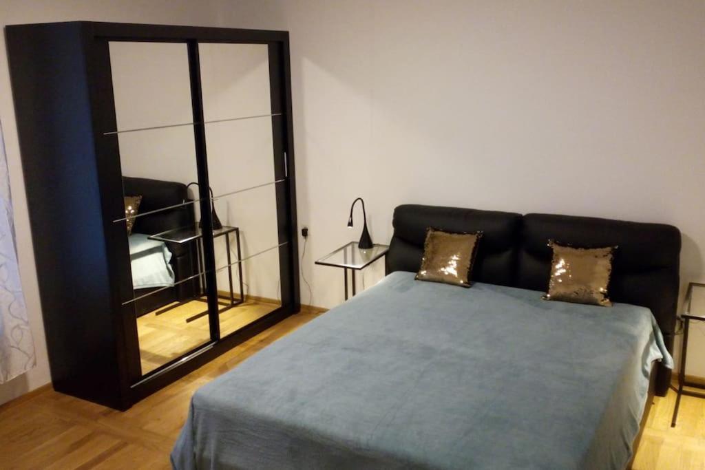 Zagreb Botanical Garden Budget Apartment מראה חיצוני תמונה