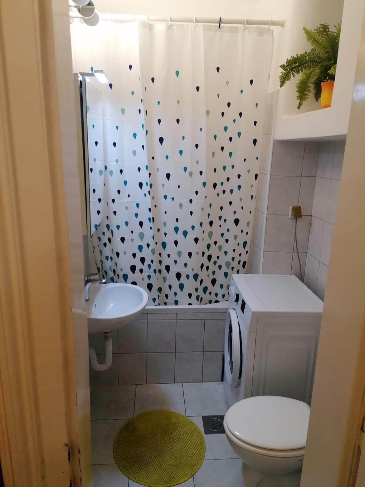 Zagreb Botanical Garden Budget Apartment מראה חיצוני תמונה